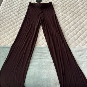 White fox leggings